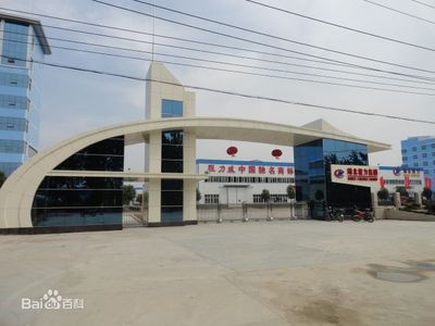 汽車工廠物流利器 前四后八平板運(yùn)輸車的選購與市場分析